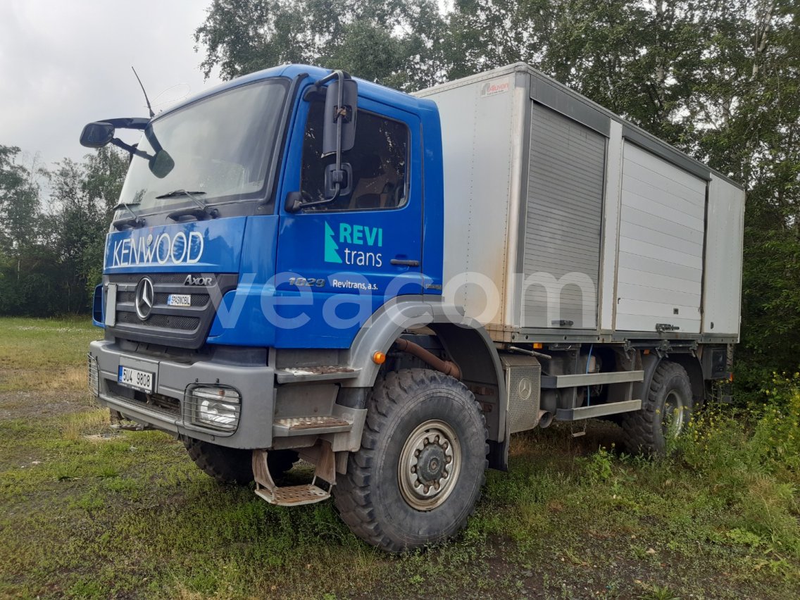 Online aukce:   MB AXOR 1829 A 4x4