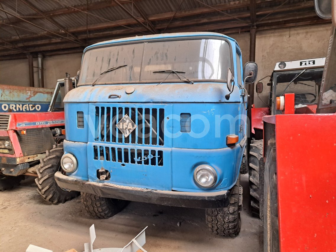 Online árverés:   IFA W50 LA/F 4X4
