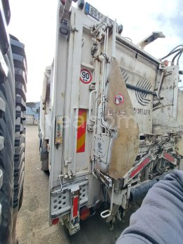 Online auction: RENAULT  PREMIUM DISTRIBUTION 6X2