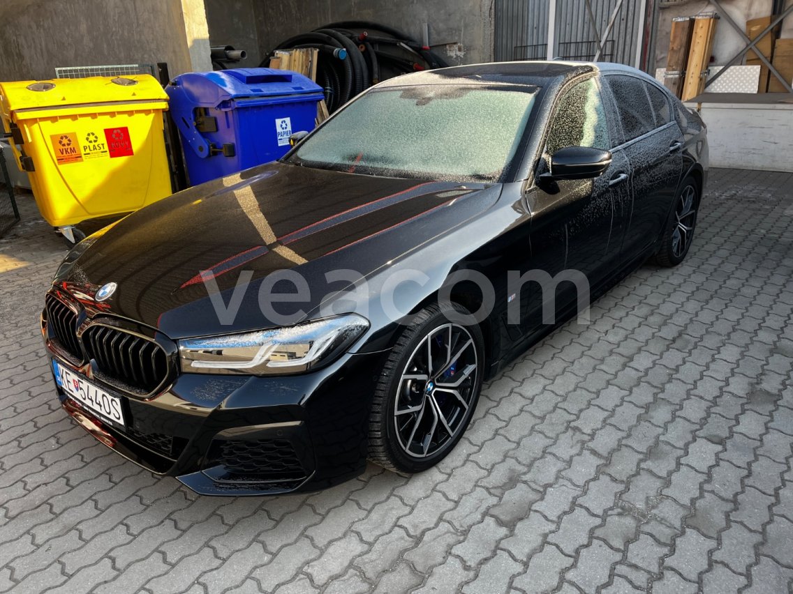 Online aukce: BMW 540i XDRIVE