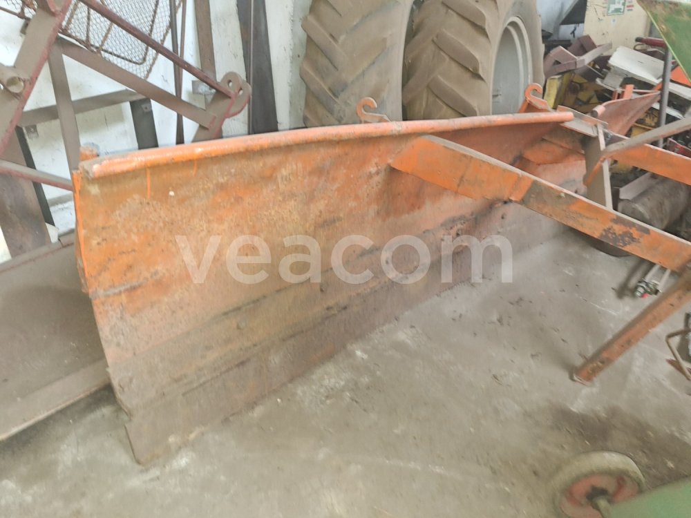 Online aukce:  ZADNÍ RADLICE 300CM ZA TRAKTOR