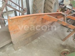 Online aukce:  ZADNÍ RADLICE 300CM ZA TRAKTOR