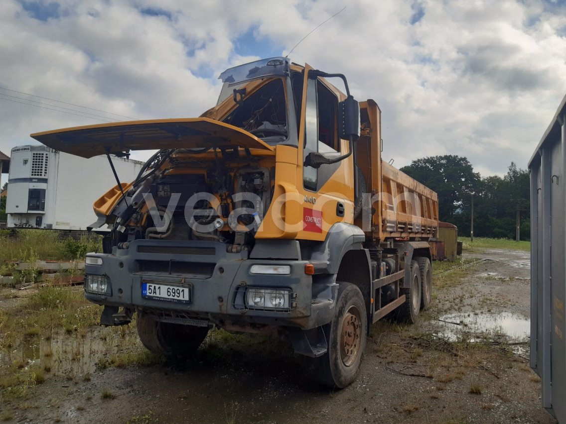 Online árverés: IVECO  TRAKKER 6x6