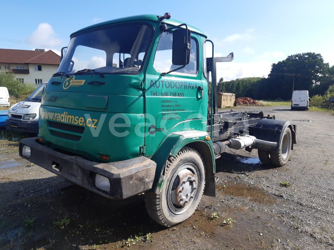 Online aukce: AVIA  31 T 4x4