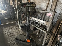 Online auction:   STOJANOVÁ VŔTAČKA