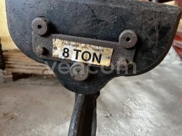 Online auction:   KLADKA 8T