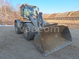 Online auction: VOLVO  L 90 H 4X4