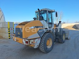 Online aukce: LIEBHERR  L 524 4X4