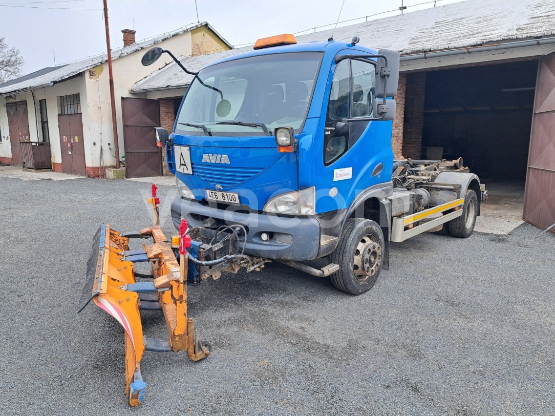 Online aukce: AVIA  D120 4X4