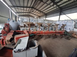 Online aukce: KVERNELAND  2500S