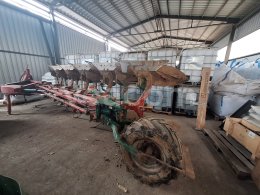 Online aukce: KVERNELAND  2500S
