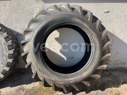 Online aukce:  ŠÍPOVÉ PNEUMATIKY  - 2 KS