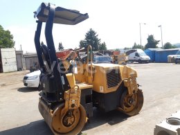 Online auction: CATERPILLAR  CB-224E