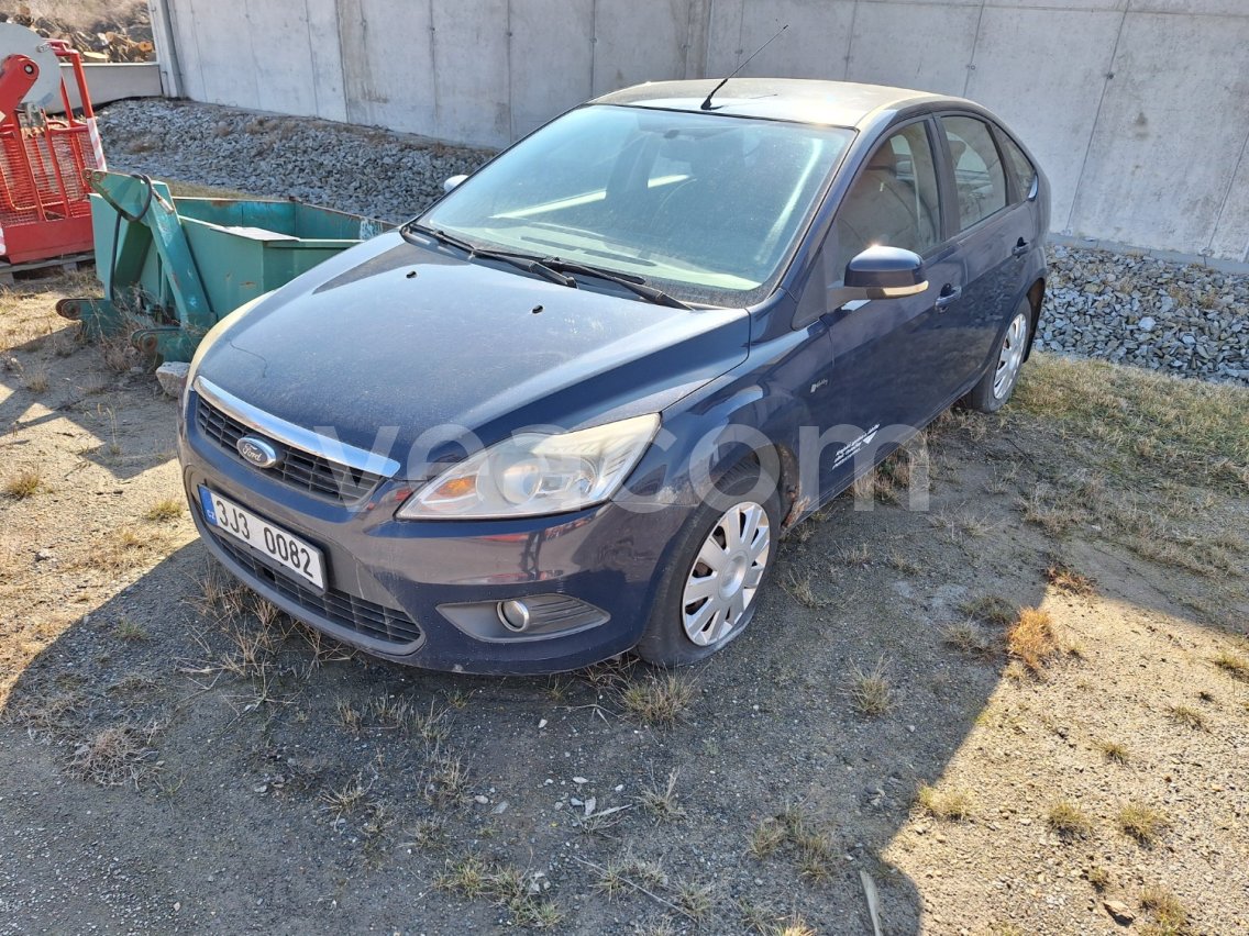 Online-Versteigerung: FORD  FOCUS