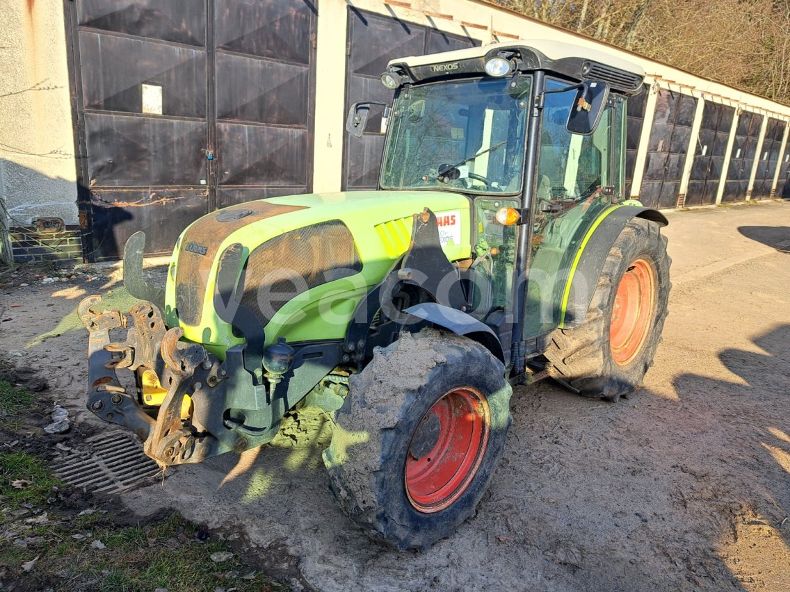 Online aukce: CLAAS  NEXOS 240F 4X4
