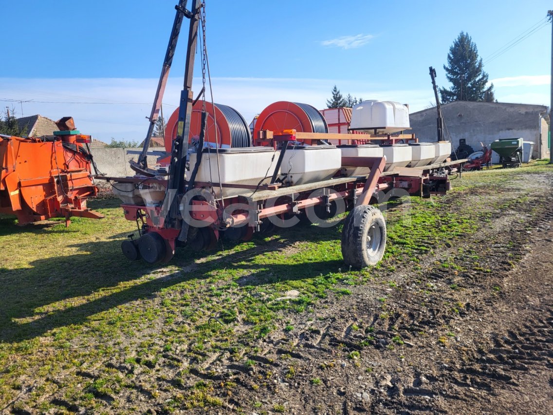 Online aukce:   MASSEY FERGUSON 12