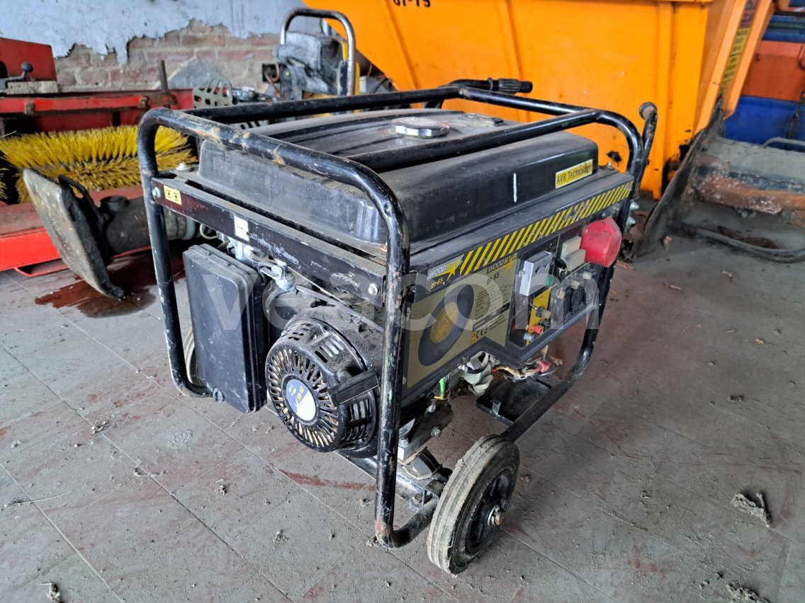 Aukcja internetowa:   WOODSTAR GP 65