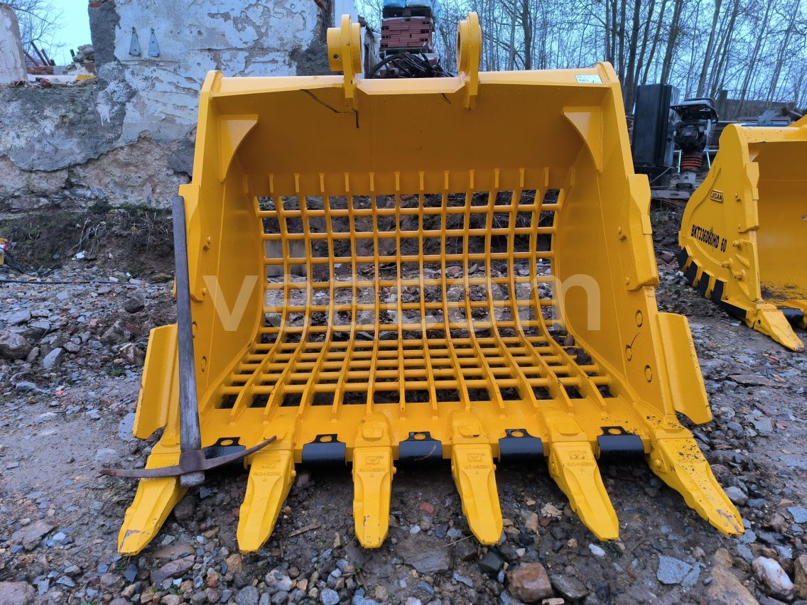 Online aukce:   JISAN BKT336D66SKEL