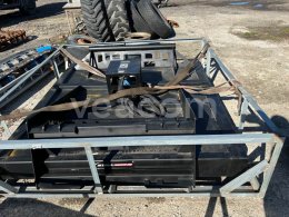 Online aukce:   SKID STEER BRUSH CUTTER 72IN
