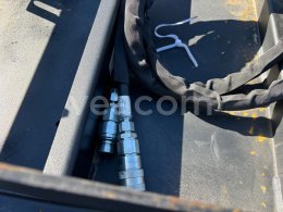 Online aukce:   SKID STEER BRUSH CUTTER 72IN