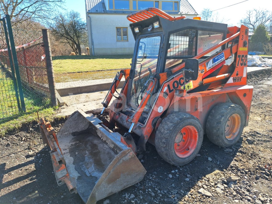 Aukcja internetowa: LOCUST  L 752