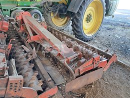 Online aukce: KUHN  ROTAČNÍ BRÁNA 4,5 M
