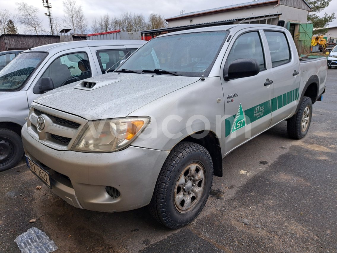 Интернет-аукцион: TOYOTA  HILUX 4X4