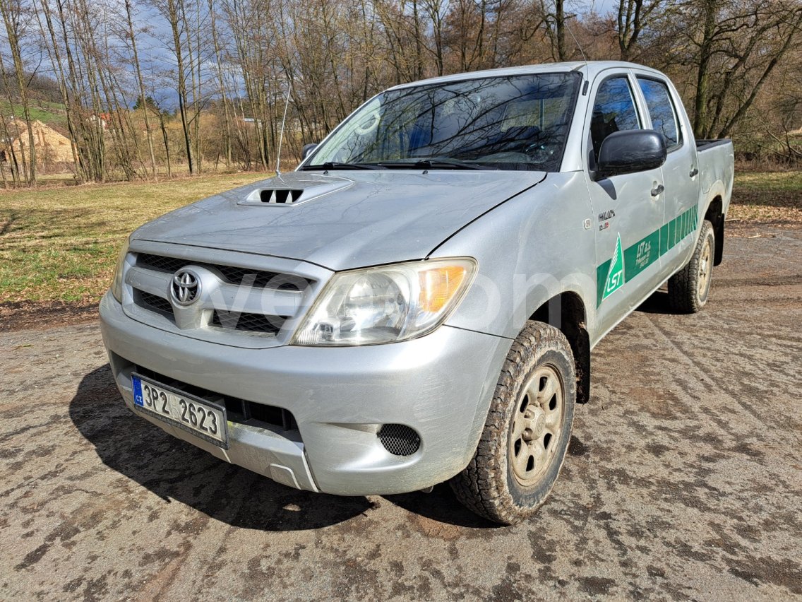 Online auction: TOYOTA  HILUX 4X4