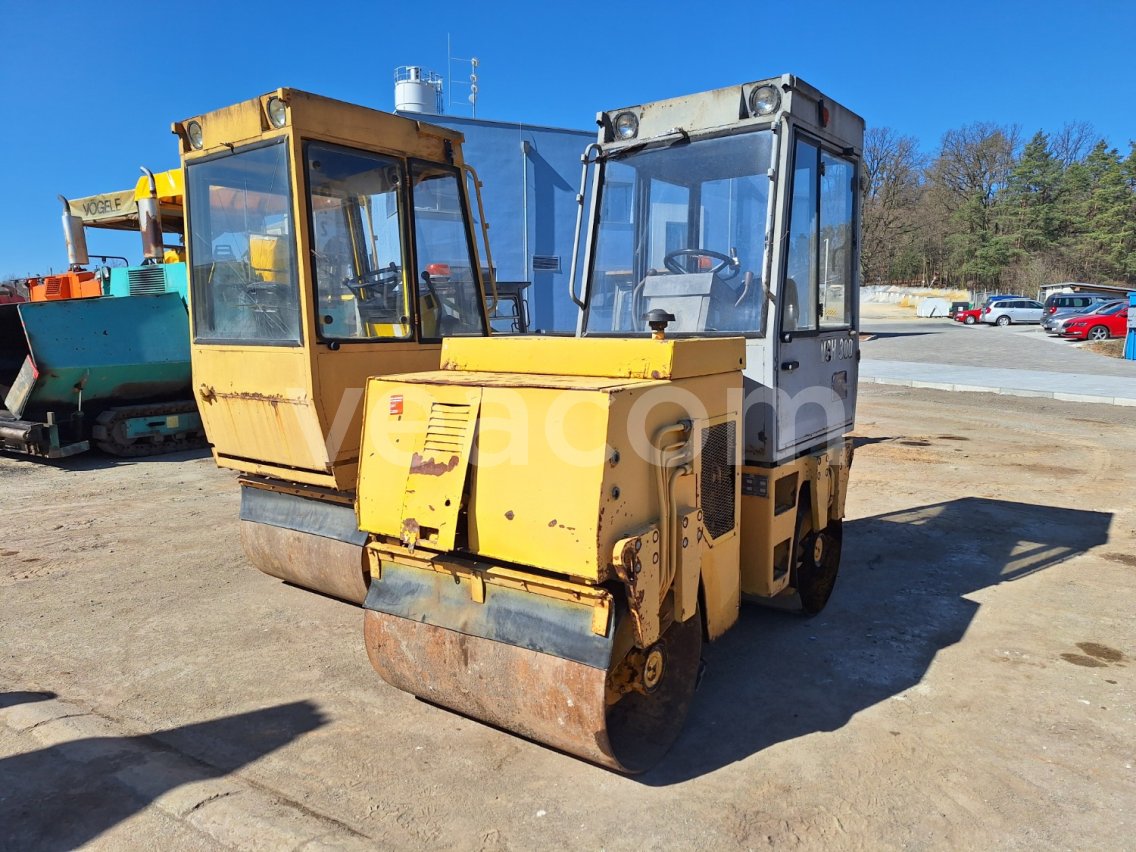 ビークル Upcoming auction: #28472 STAVOSTROJ VSH 300 | Veacom