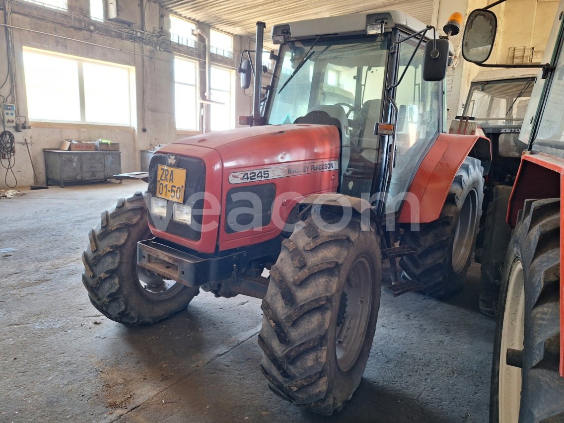 Aukcja internetowa: MASSEY FERGUSON  MF 4245 4X4
