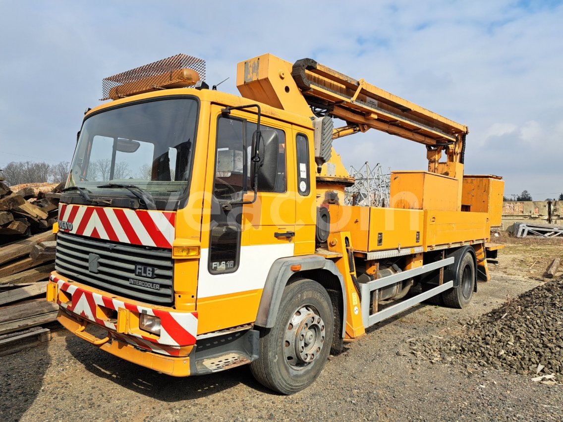 Aukcja internetowa: VOLVO  FL6H 4X2-190R + COMET 200 TA