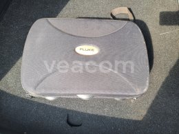 Online aukce:  TESTER VIBRACÍ STROJŮ FLUKE 810
