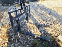 Online auction:   VIDLE NA KOLOVÝ NAKLADAČ  110 CM, UCHYCENÍ ZL