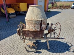 Online auction:   Míchačka