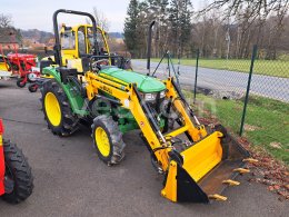 Online auction: JOHN DEERE  3036E 4X4