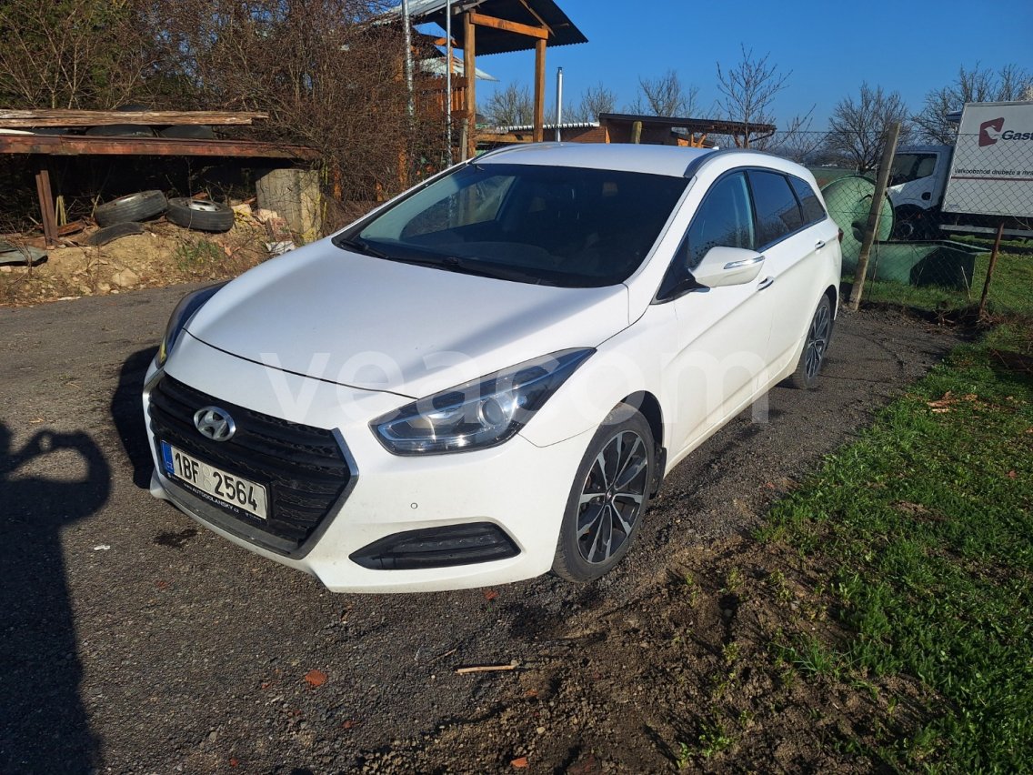 Online árverés: HYUNDAI  I 40