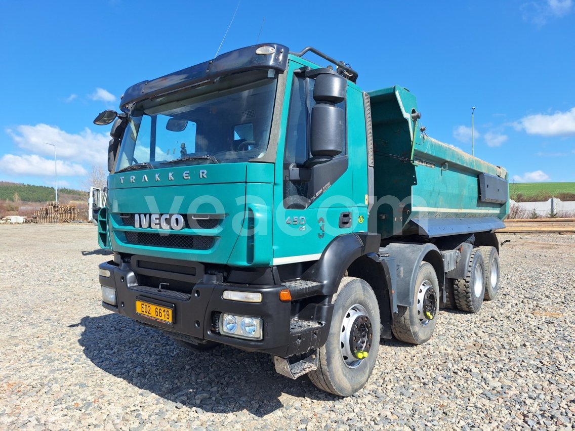 Online aukce: IVECO  TRAKKER 450 8X4