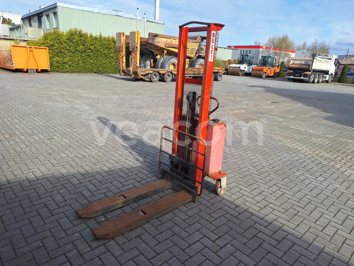 Online auction: BELET  F 10A
