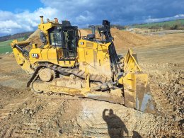 Online auction: CAT  D9
