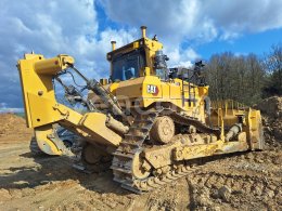 Online auction: CAT  D9
