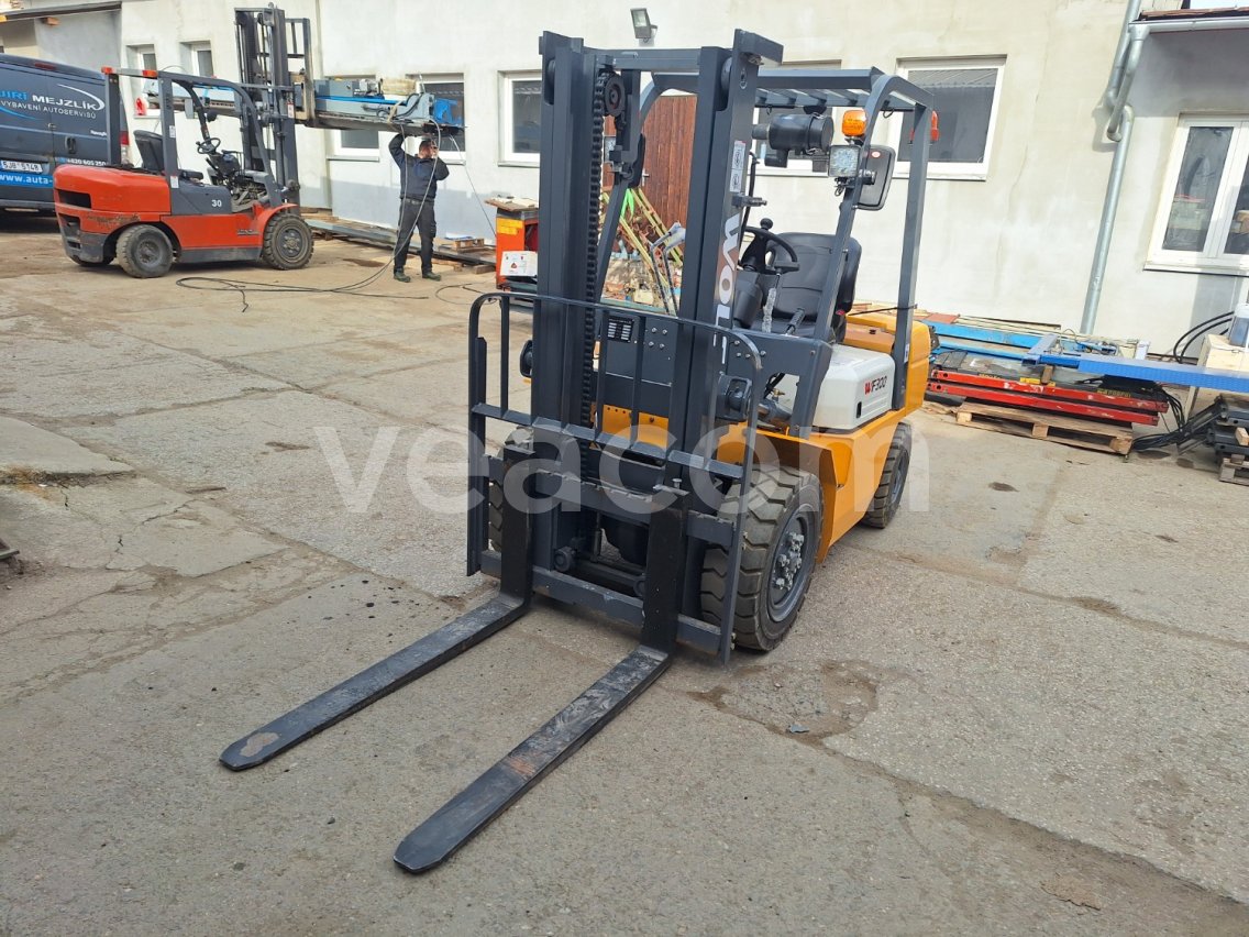 Online aukce: WOLF  WF 300