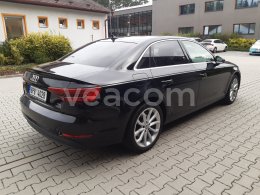 Online aukce: AUDI  A4