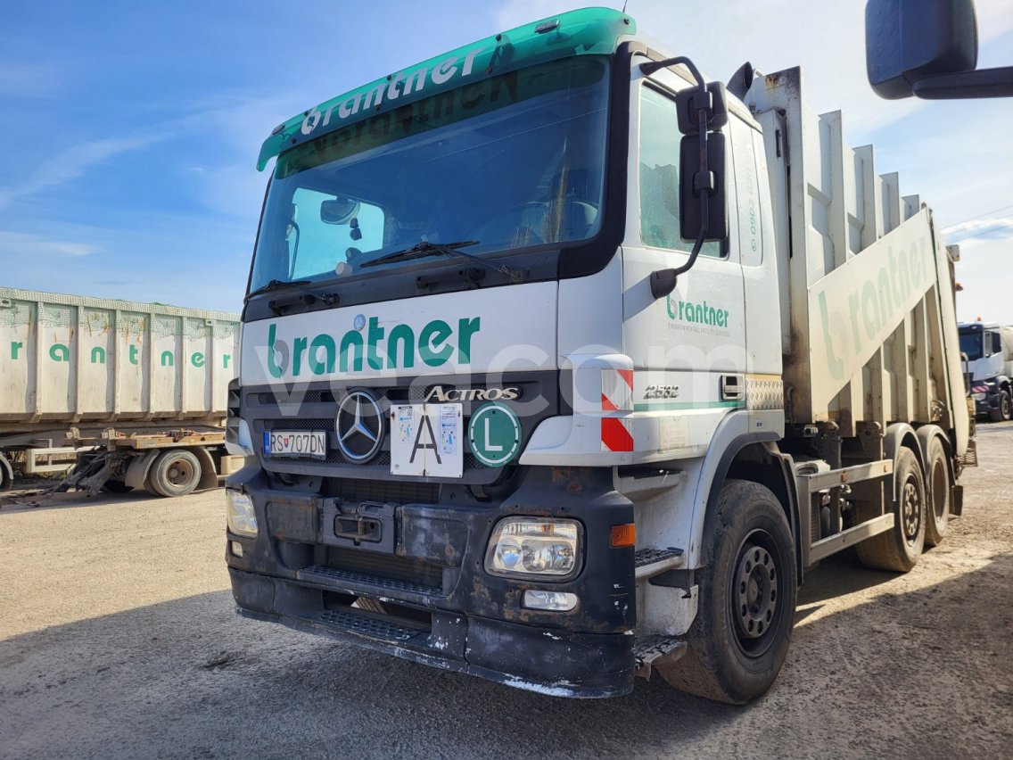 Online aukce: MB  ACTROS 2532 6X2