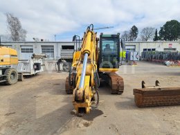 Online auction: JCB  JS 130