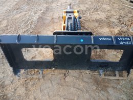 Aukcja internetowa:   SKID STEER HAMMER 680