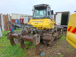Online aukce: NEW HOLLAND  D 180
