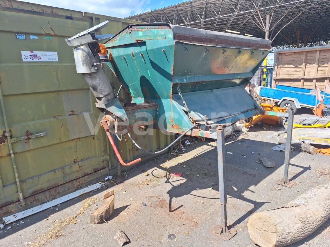 Online auction:   ZIMNÍ NÁSTAVBA (SYPAČ)