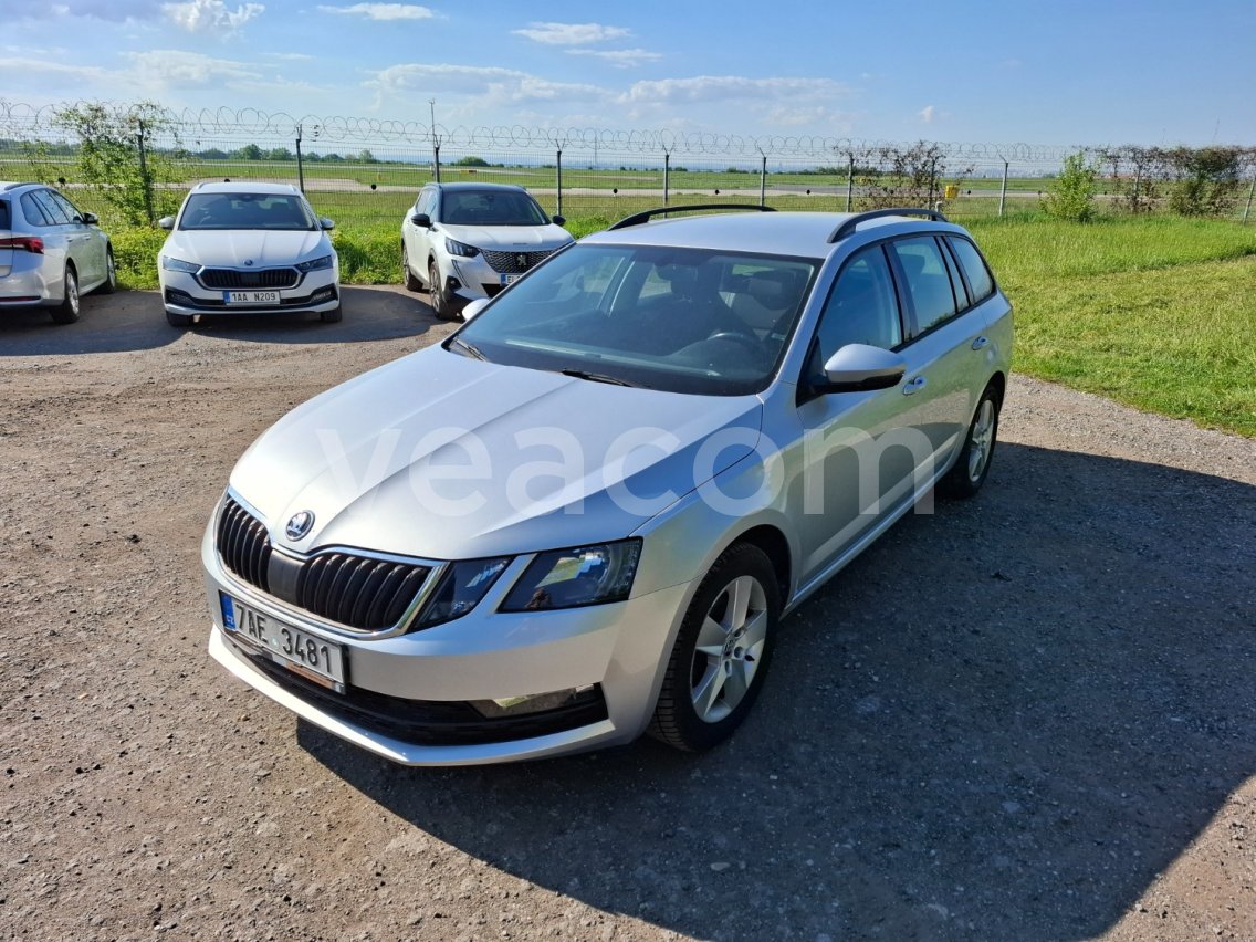 Online aukce: ŠKODA  OCTAVIA