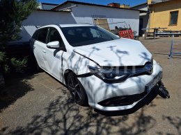 Online aukce: TOYOTA  AURIS