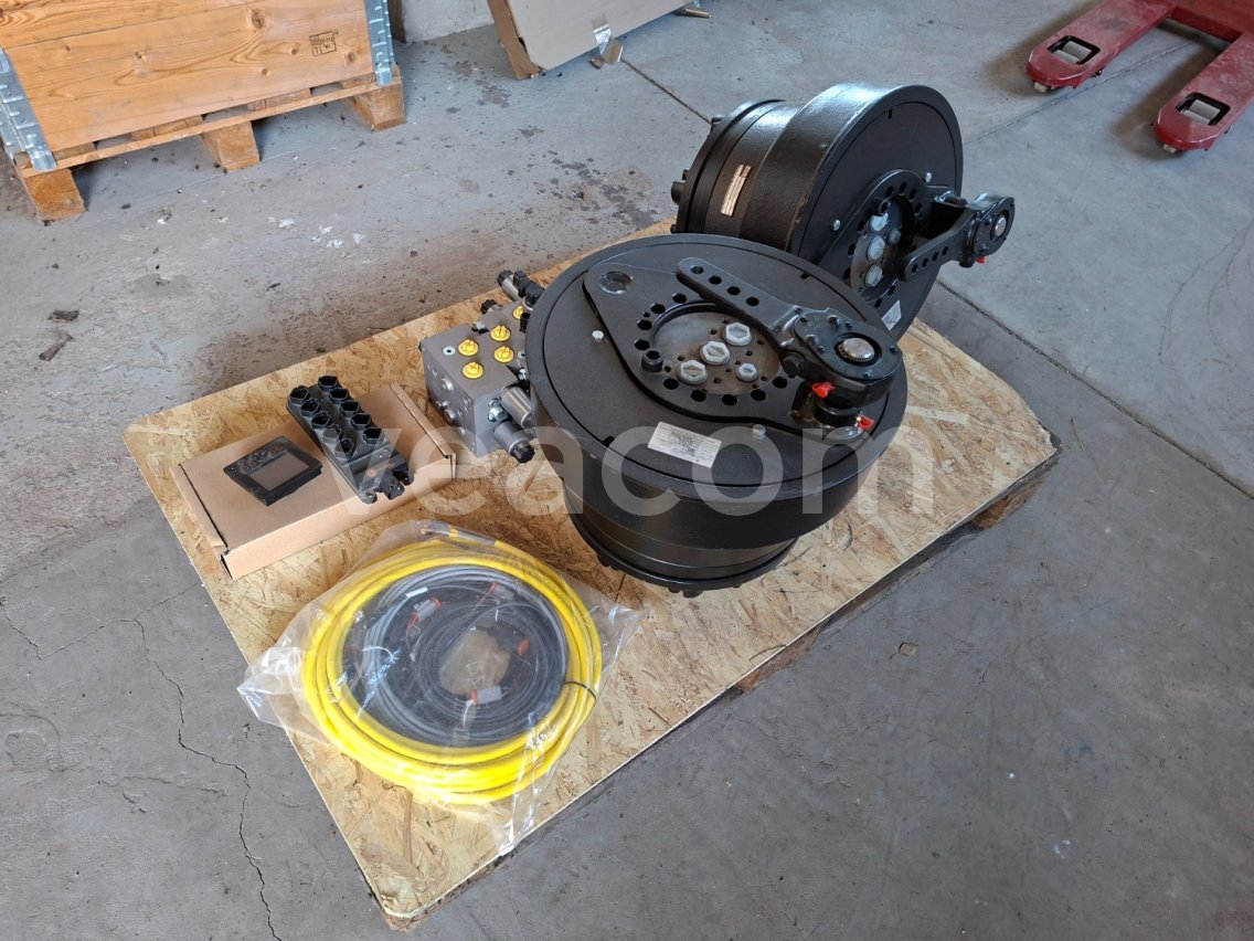 Online aukce:   BLACK BRUIN B250-0125-2NOR/,RJ50-0-100